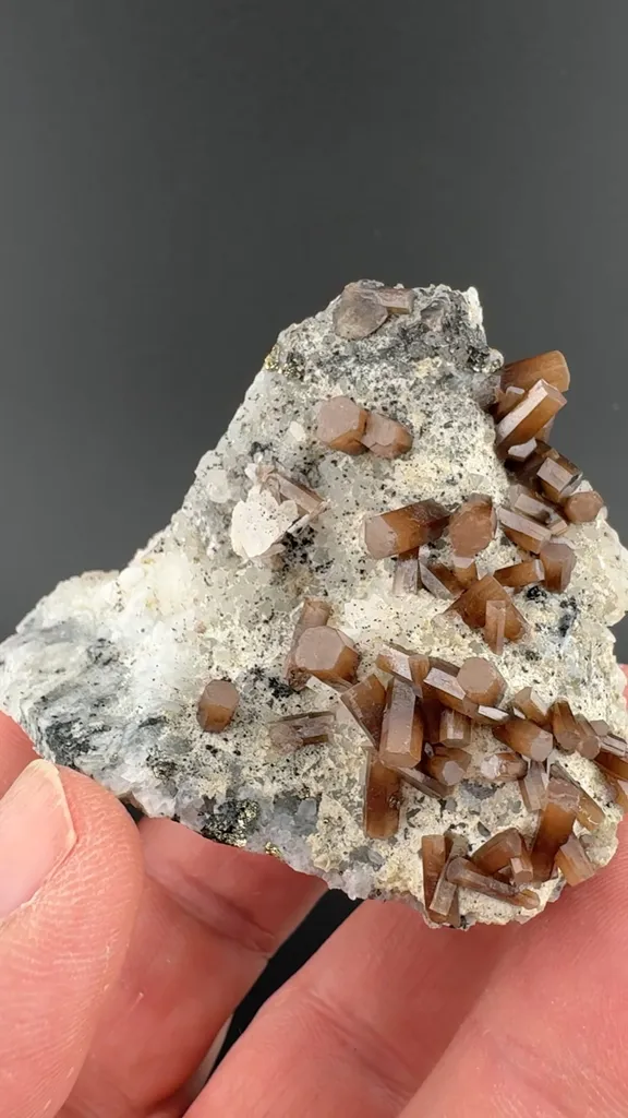 Pyromorphite with Quartz image