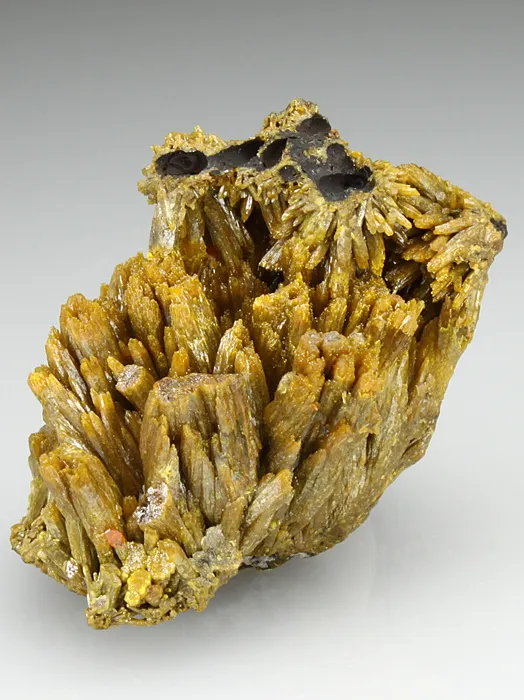 Pyromorphite with Wulfenite - image 1