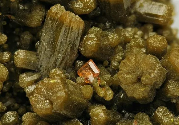 Pyromorphite with Wulfenite - image 1