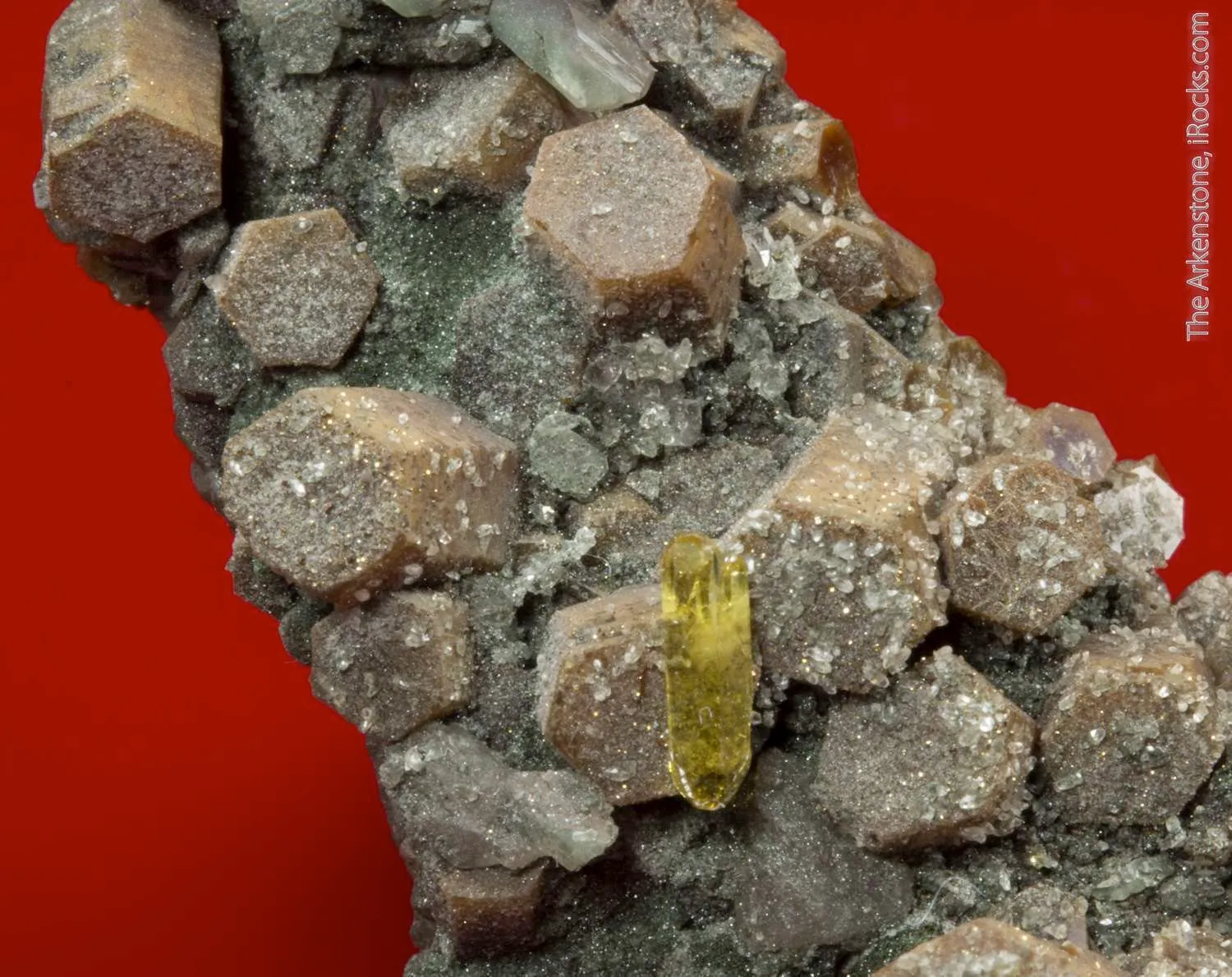 Pyrosmalite-(Mn) with Barite - image 7