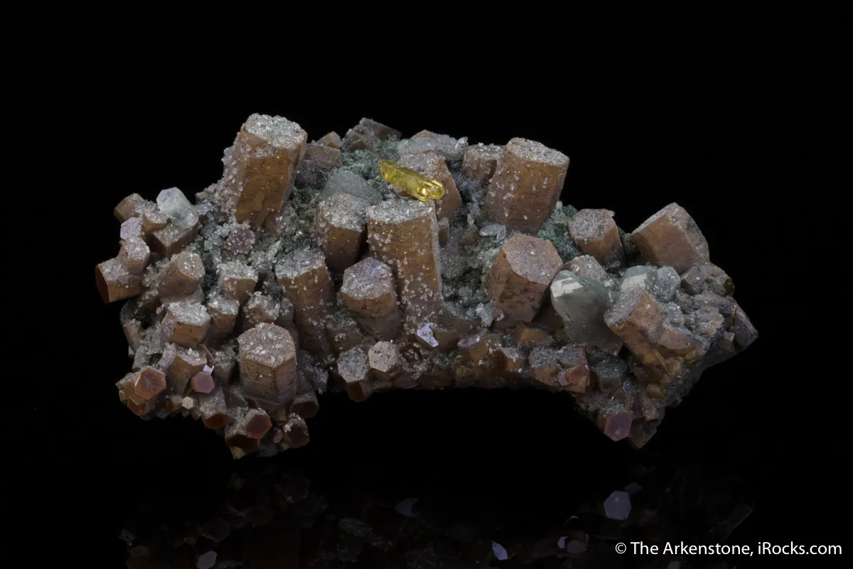 Pyrosmalite-(Mn) with Barite - image 3
