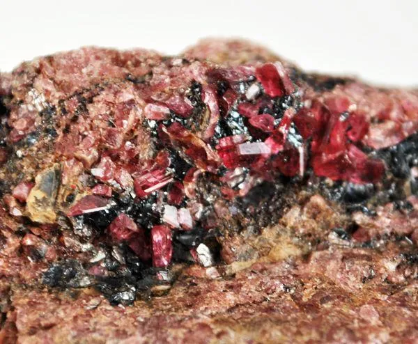 Pyroxmangite - image 2