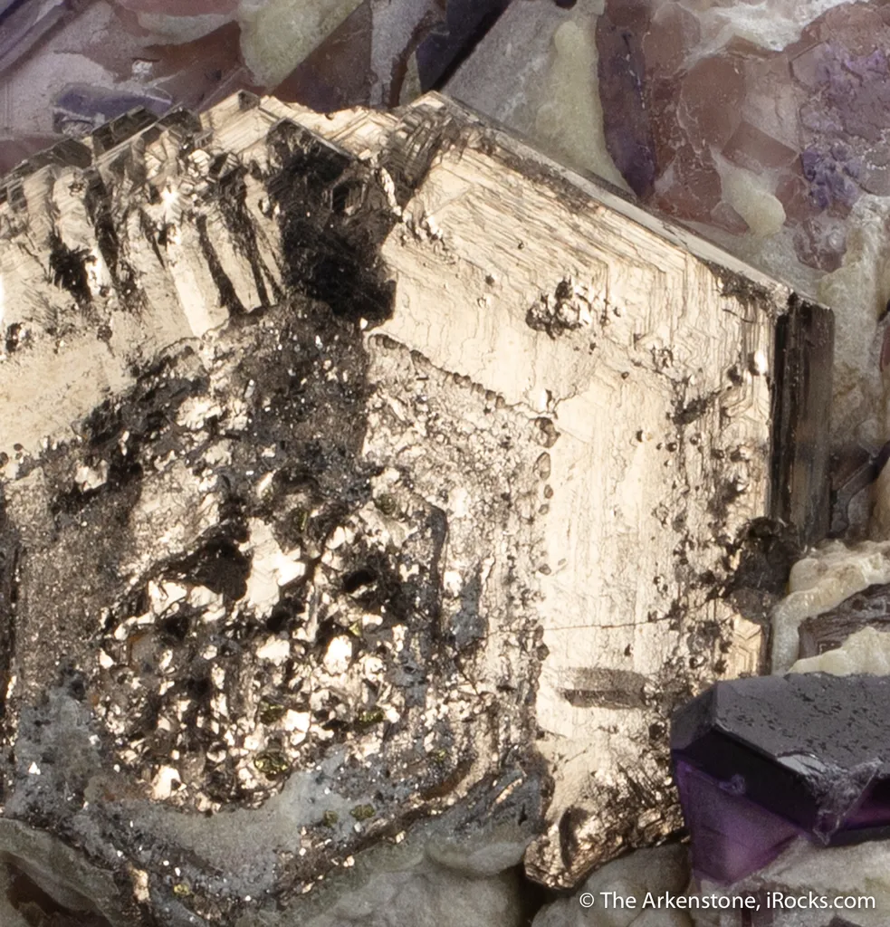 Pyrrhotite on Fluorite with Calcite - image 5