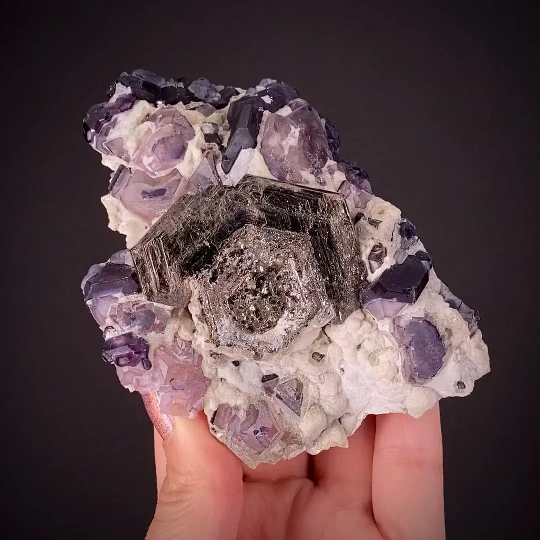 Pyrrhotite on Fluorite with Calcite - image 2