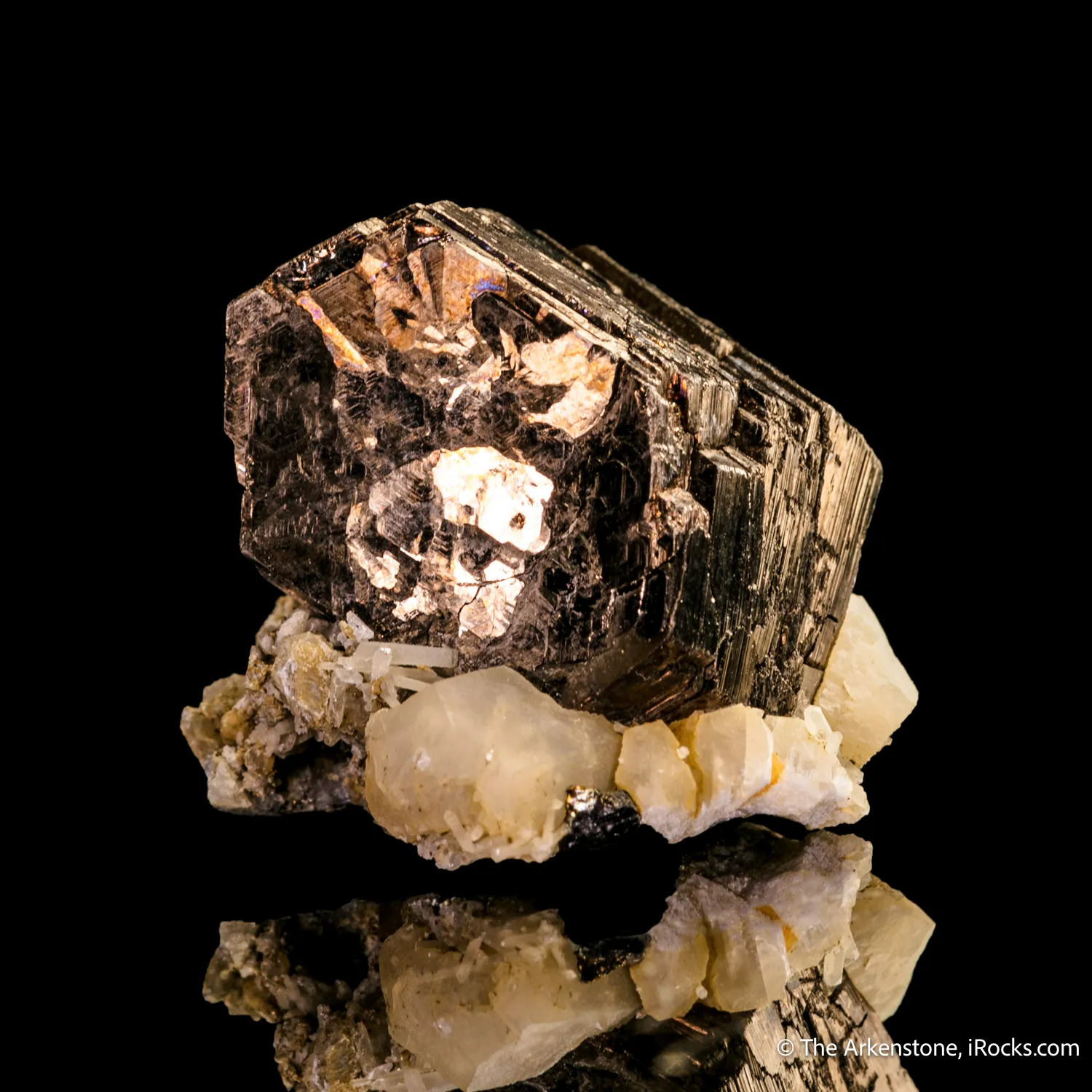Pyrrhotite on Quartz - image 5