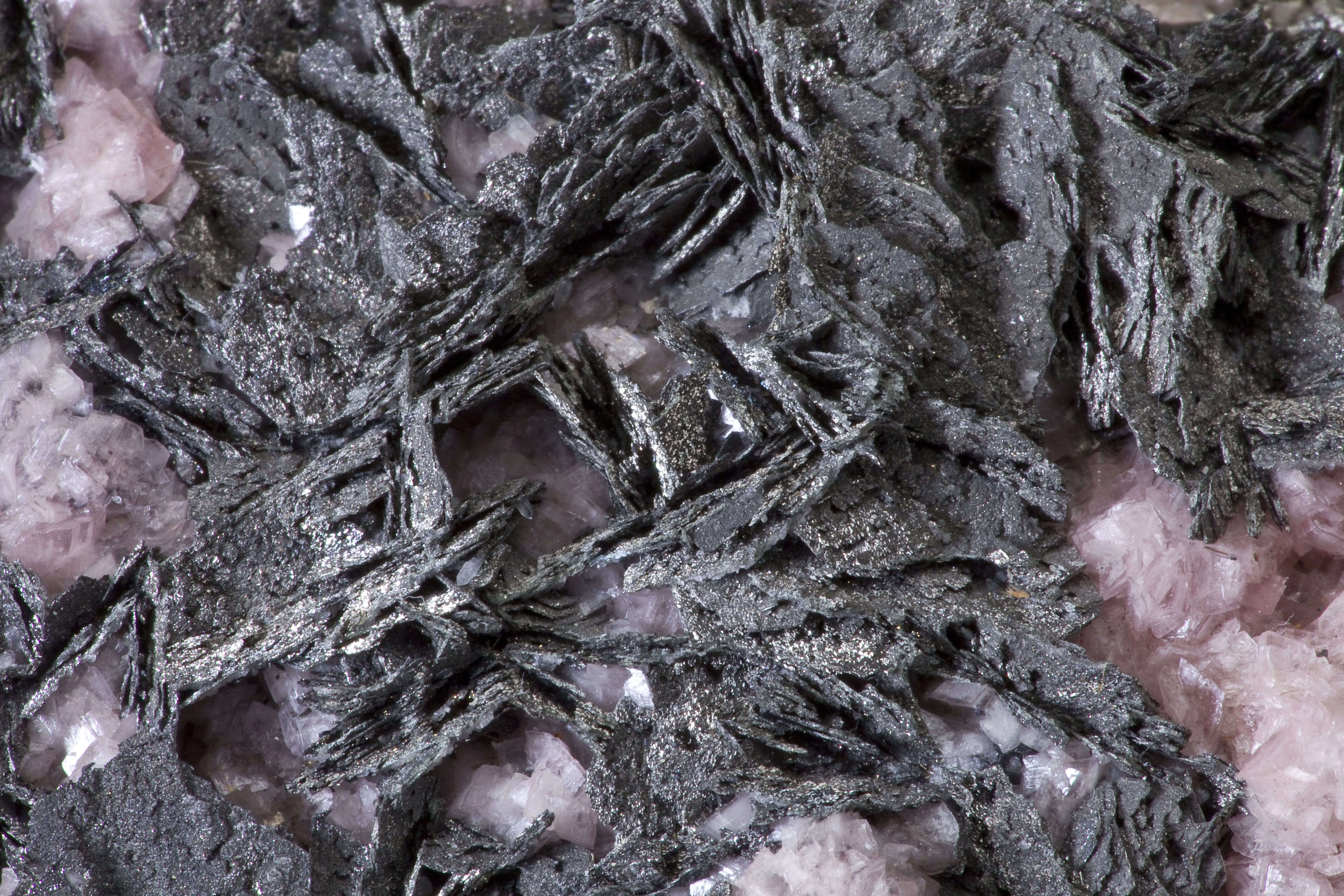 Pyrrhotite on Rhodochrosite - image 3