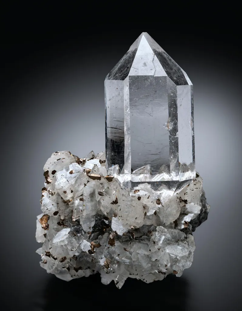 Pyrrhotite, Quartz, Dolomite image