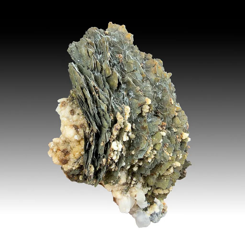 Pyrrhotite with Calcite image