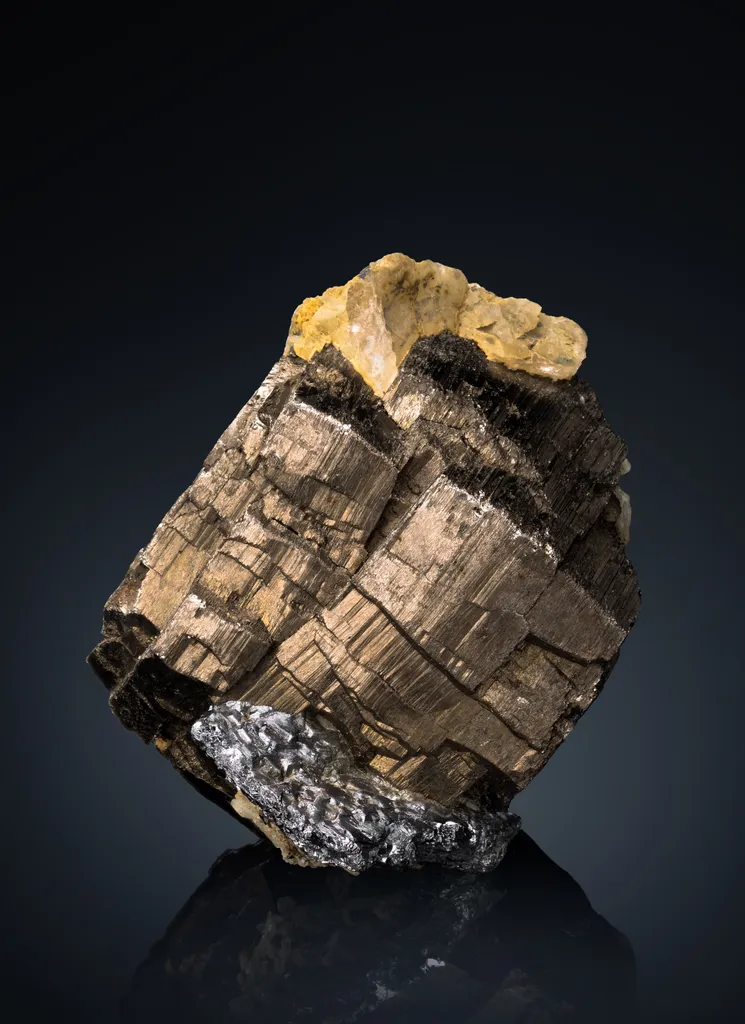 Pyrrhotite with Galena and Calcite image