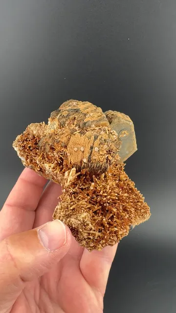 Pyrrhotite with Quartz