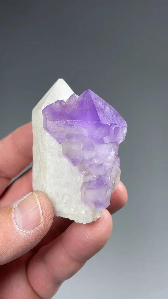 Quartz - image 2