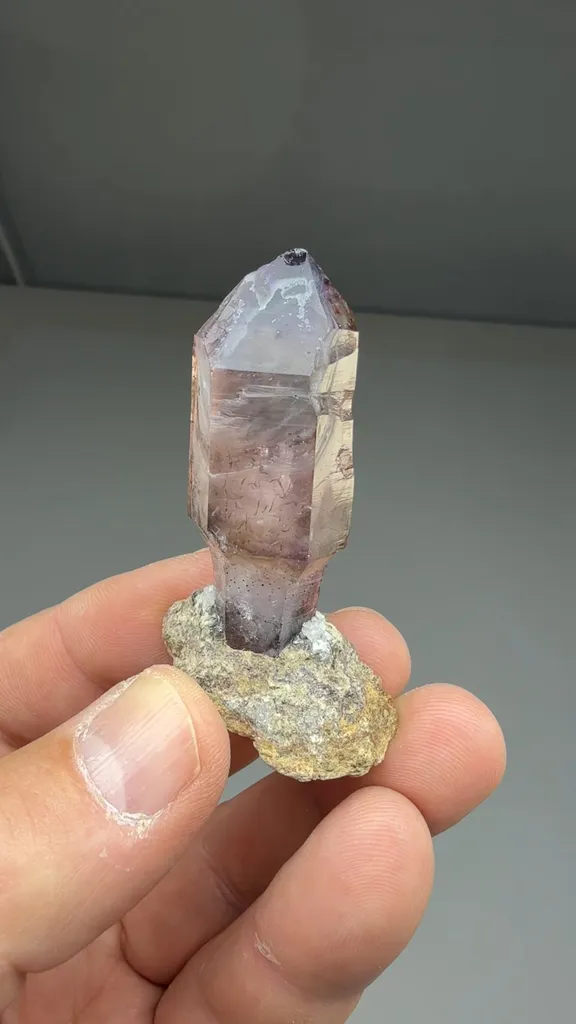 Quartz - image 2