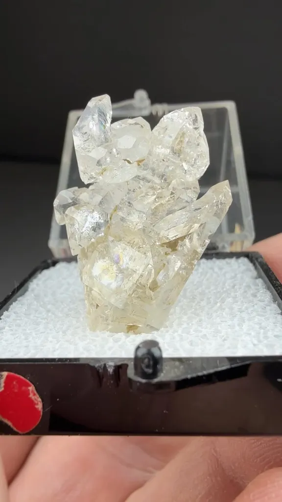 Quartz - image 2