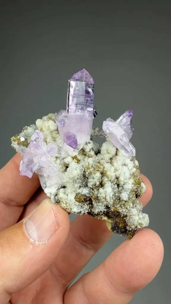 Quartz - image 2