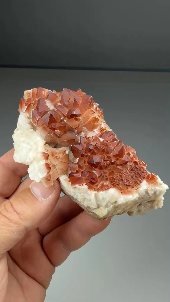 Quartz - image 2