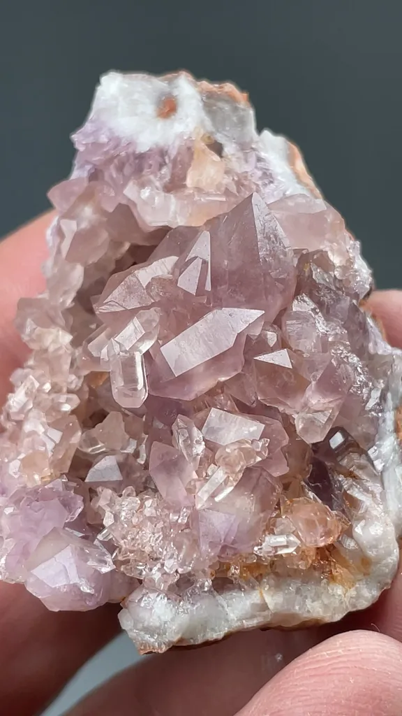 Quartz - image 2