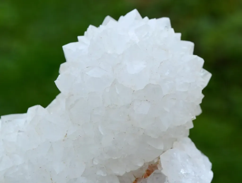 Quartz 1880 grams - Minas Gerais, Brazil - image 3