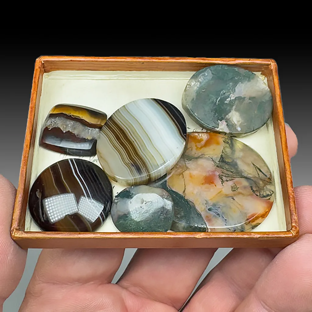Quartz (19th century) image