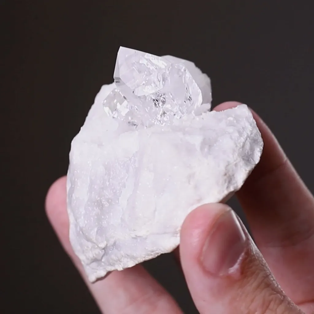 Quartz - image 2