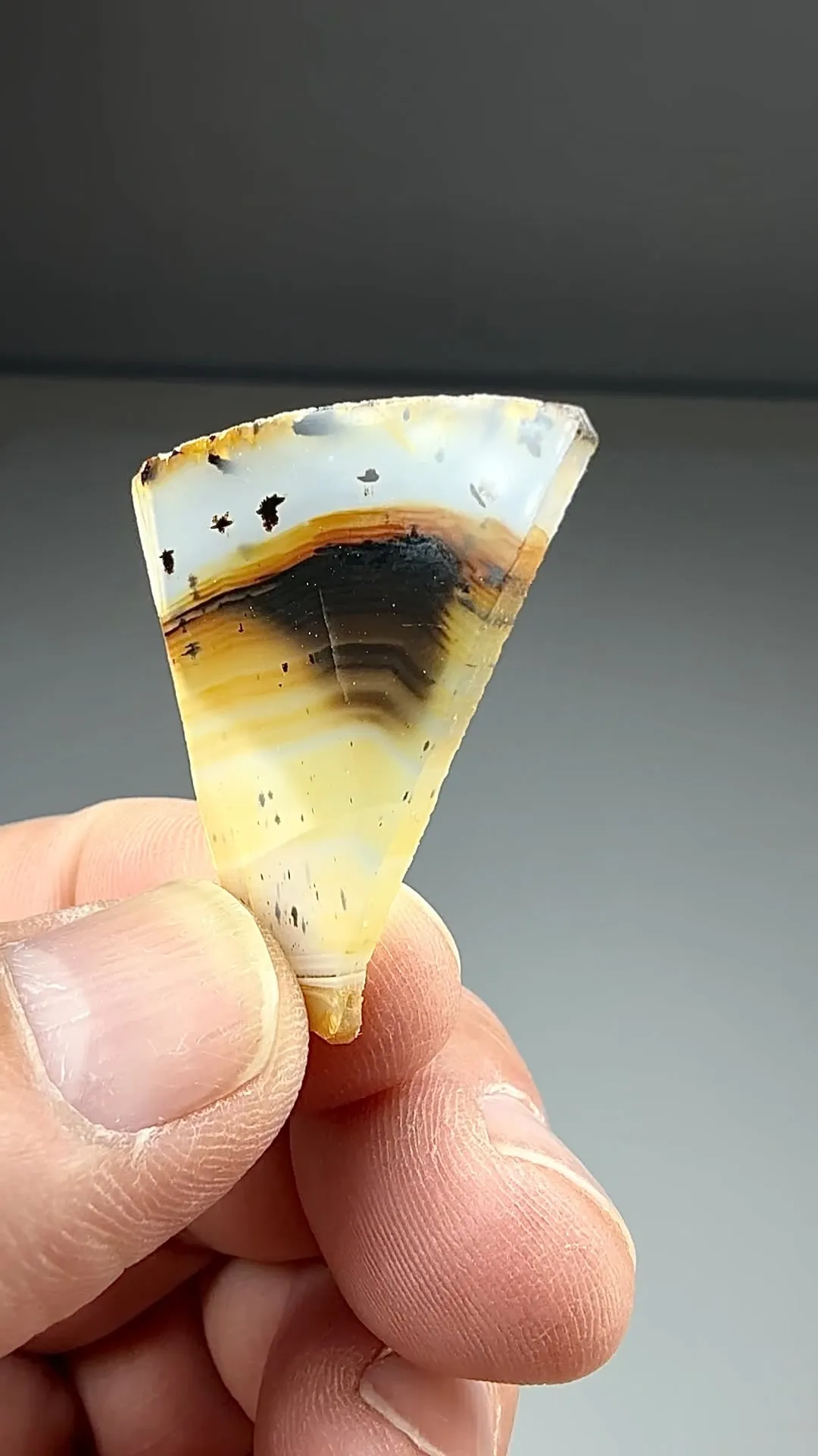 Quartz (2029) - image 2