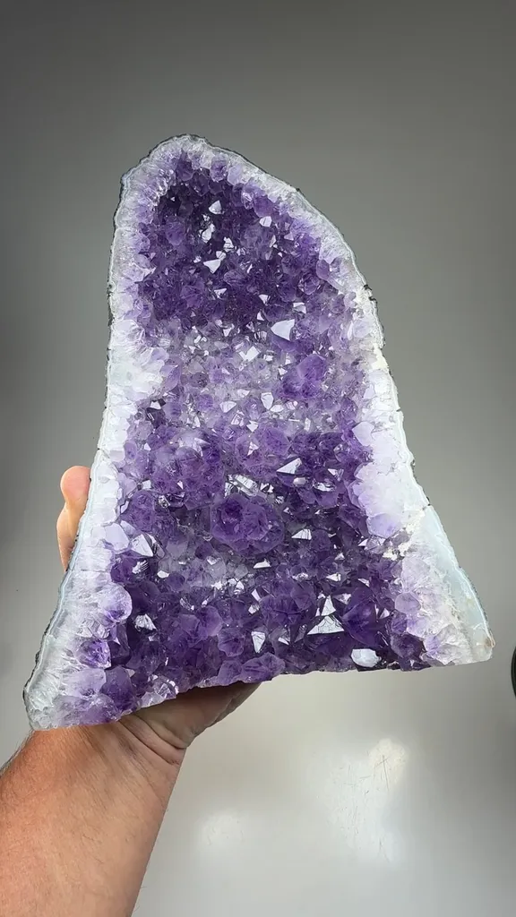 Quartz - image 2