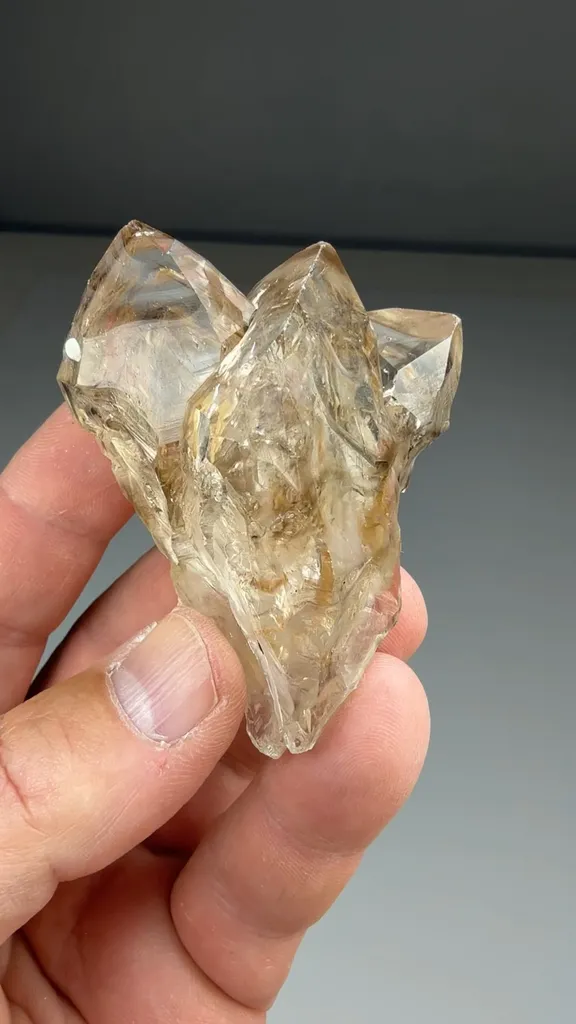 Quartz - image 2