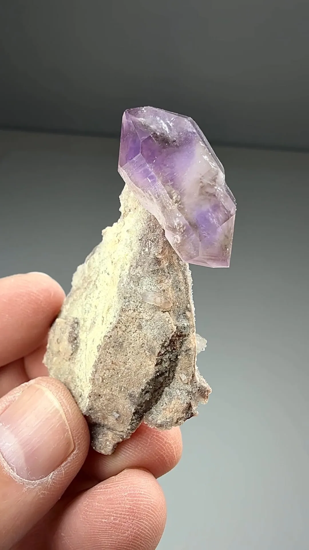 Quartz - image 2