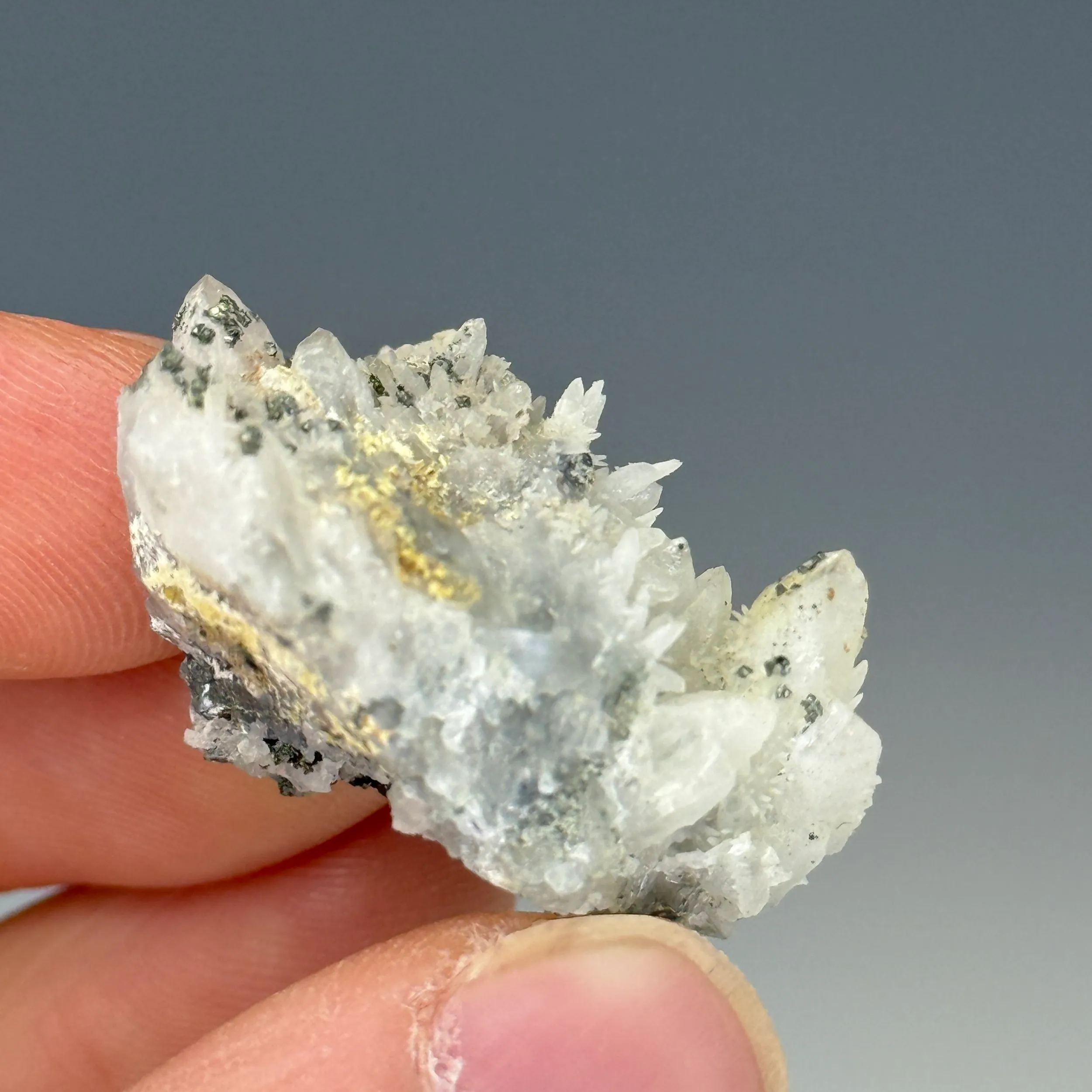Quartz - image 3