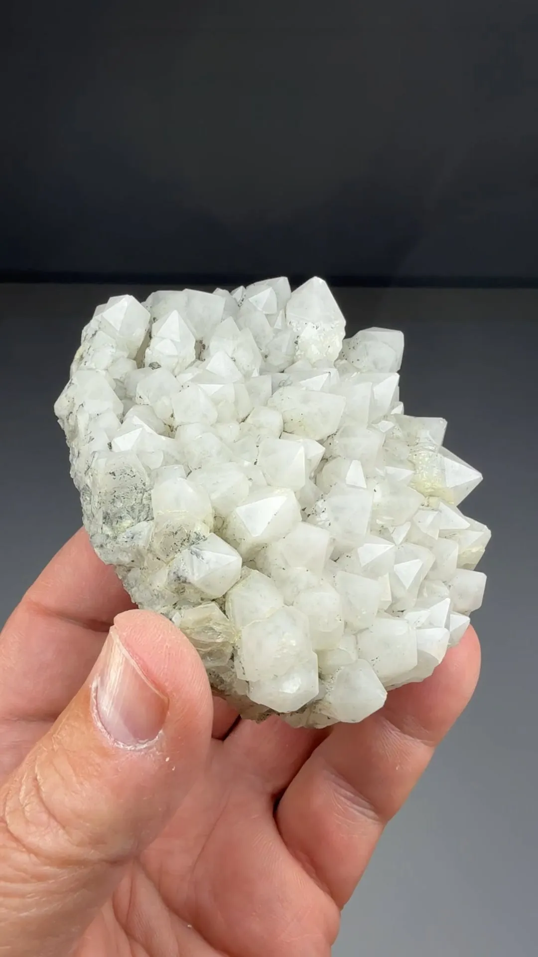 Quartz - image 2