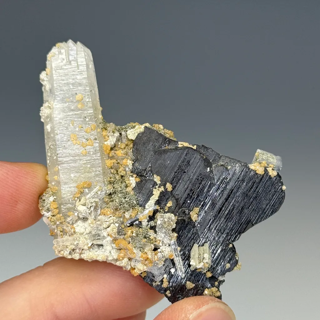 Quartz - image 2
