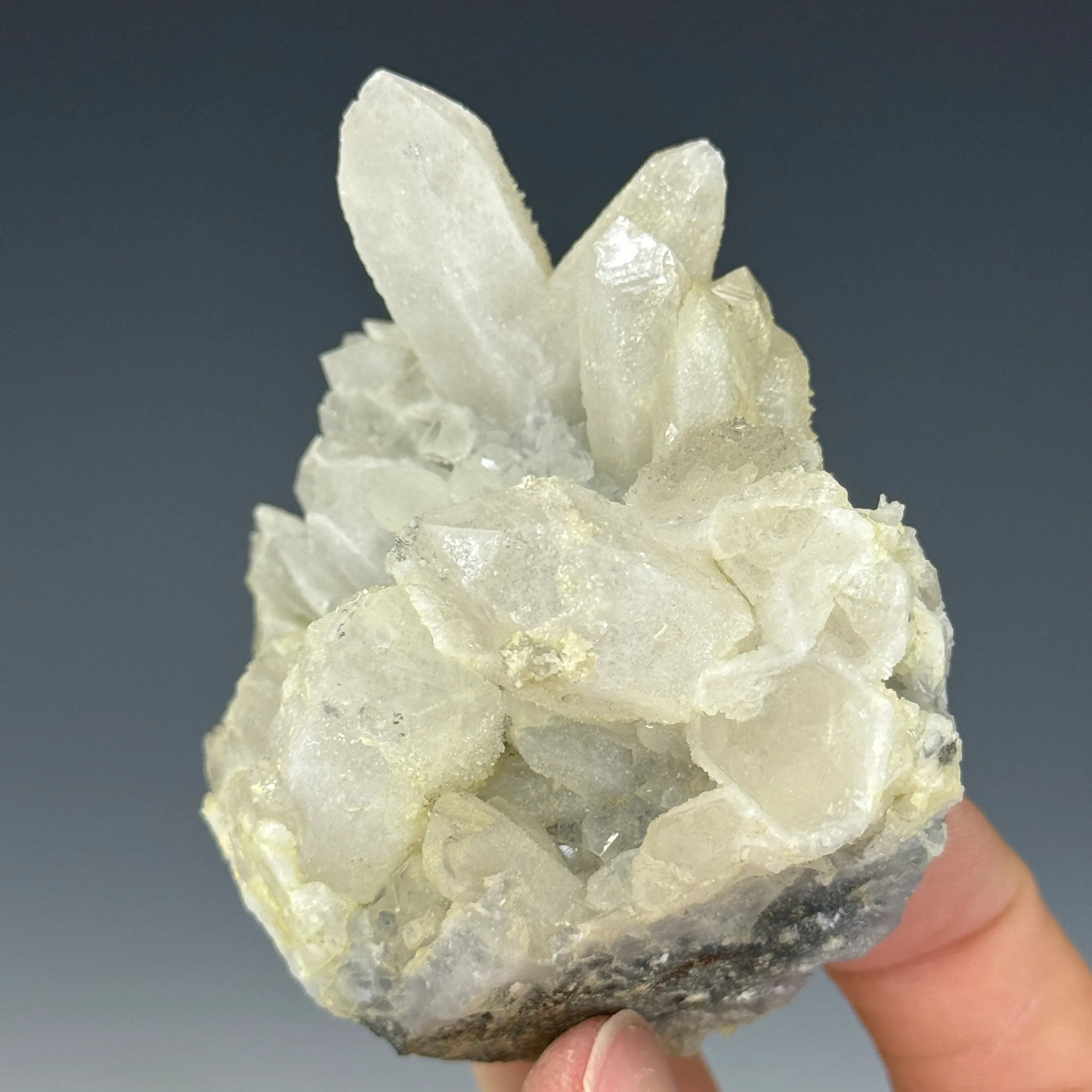Quartz - image 2