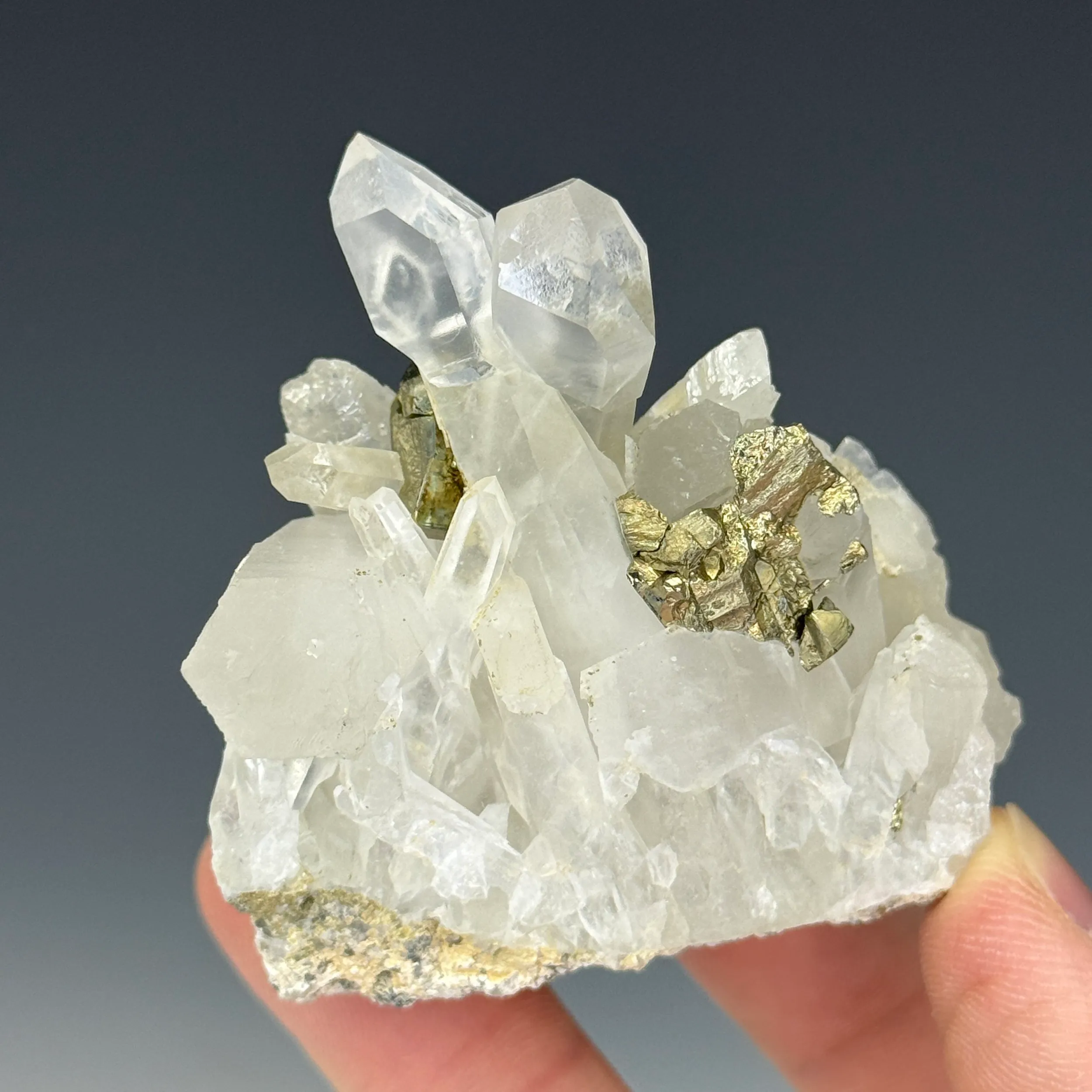 Quartz - image 3