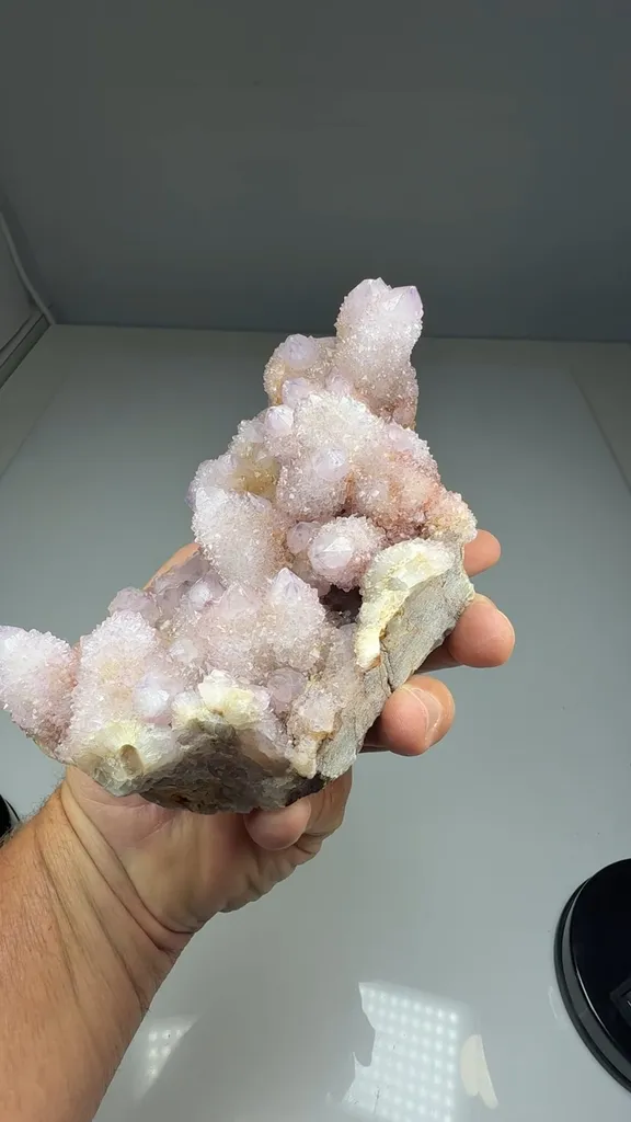 Quartz - image 2