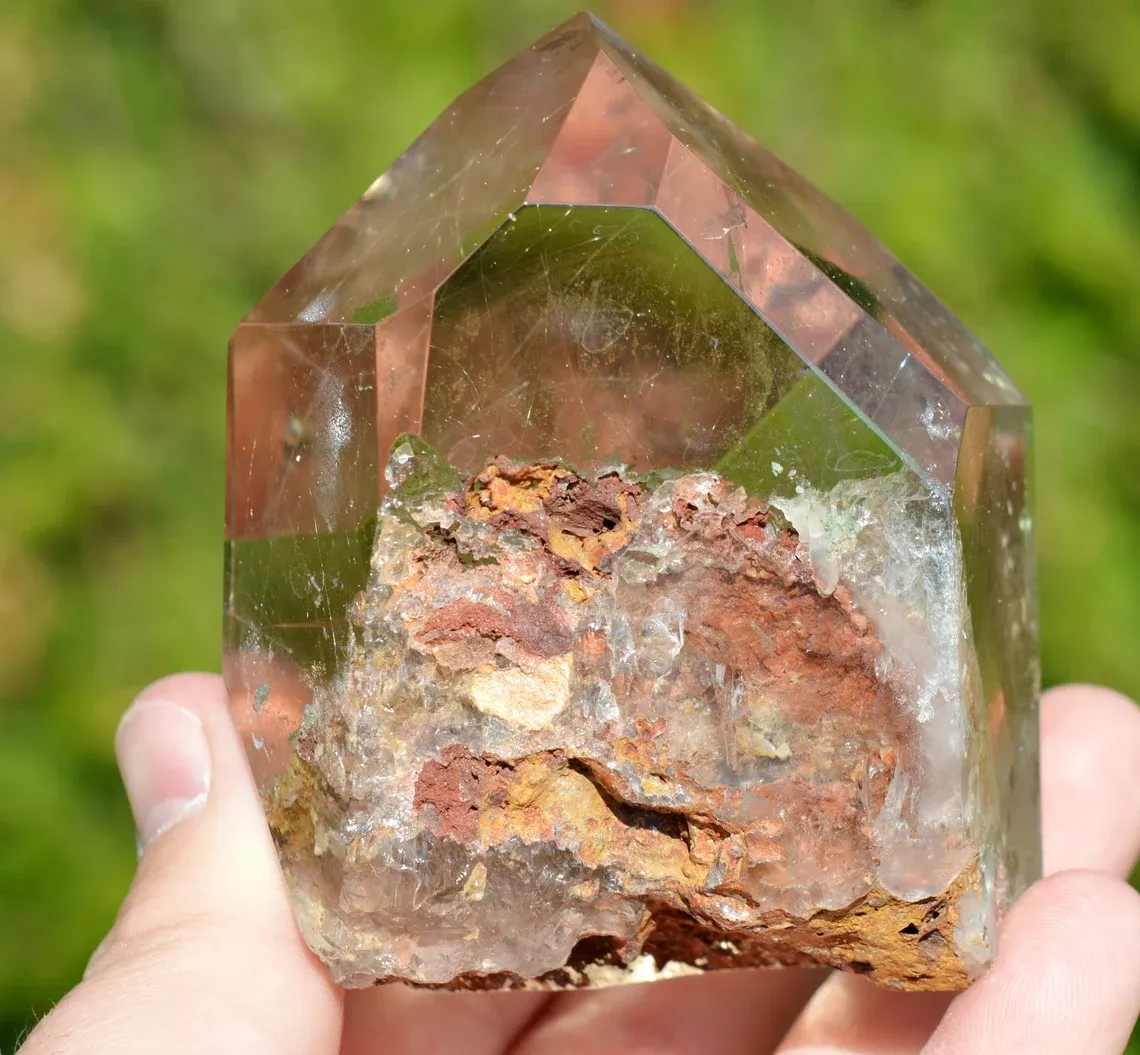 Quartz 494 grams - Itremo, Ambatofinandrahana, Amoron'i Mania, Madagascar - image 5