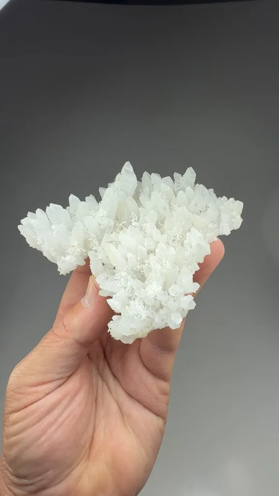 Quartz - image 2
