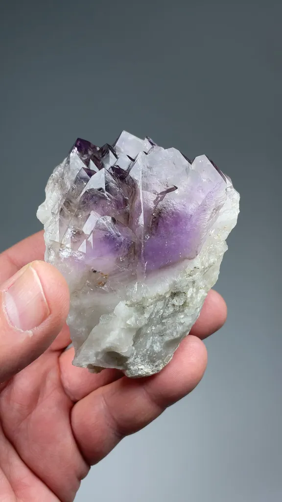Quartz - image 2