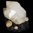 Quartz - image 1