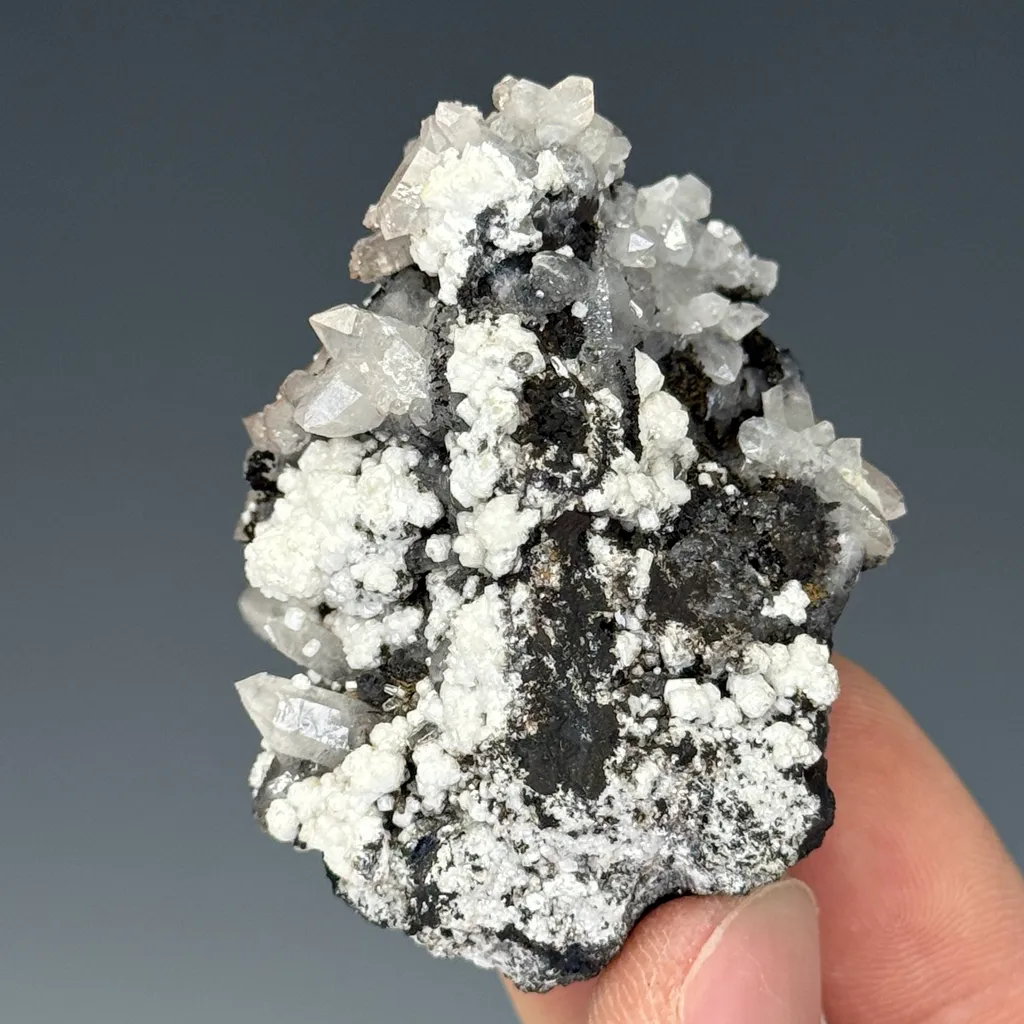 Quartz - image 2