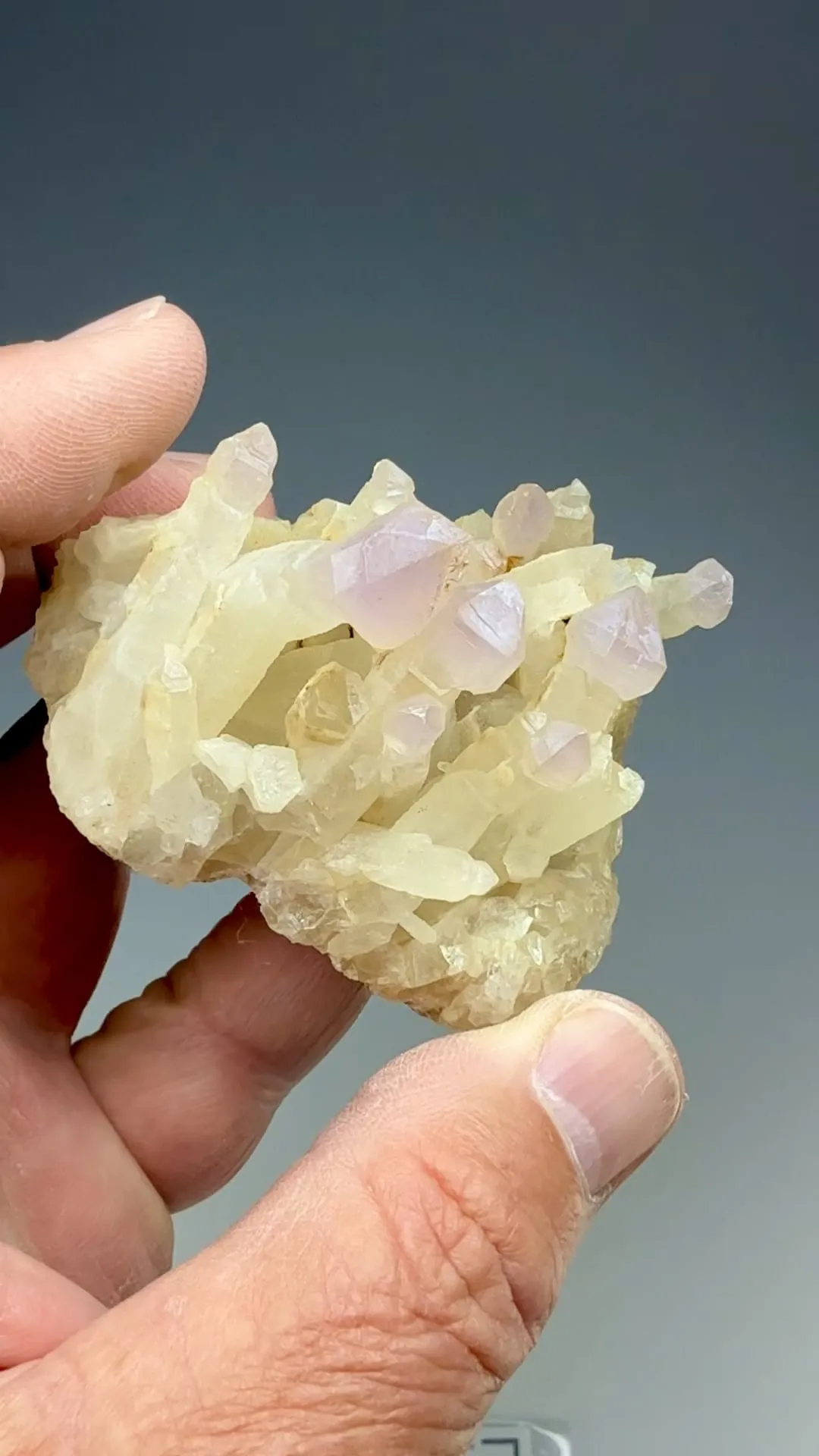 Quartz - image 2