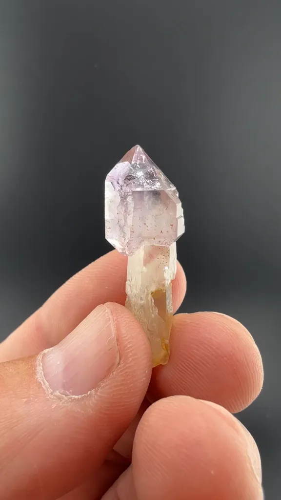 Quartz - image 2