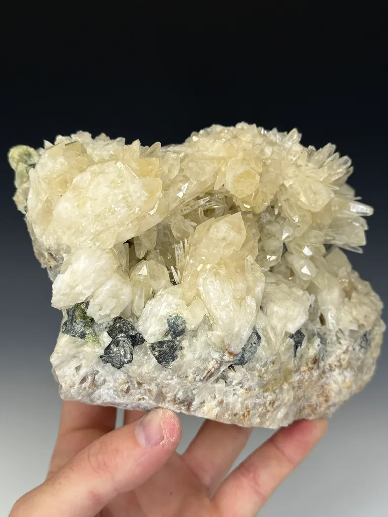 Quartz - image 2