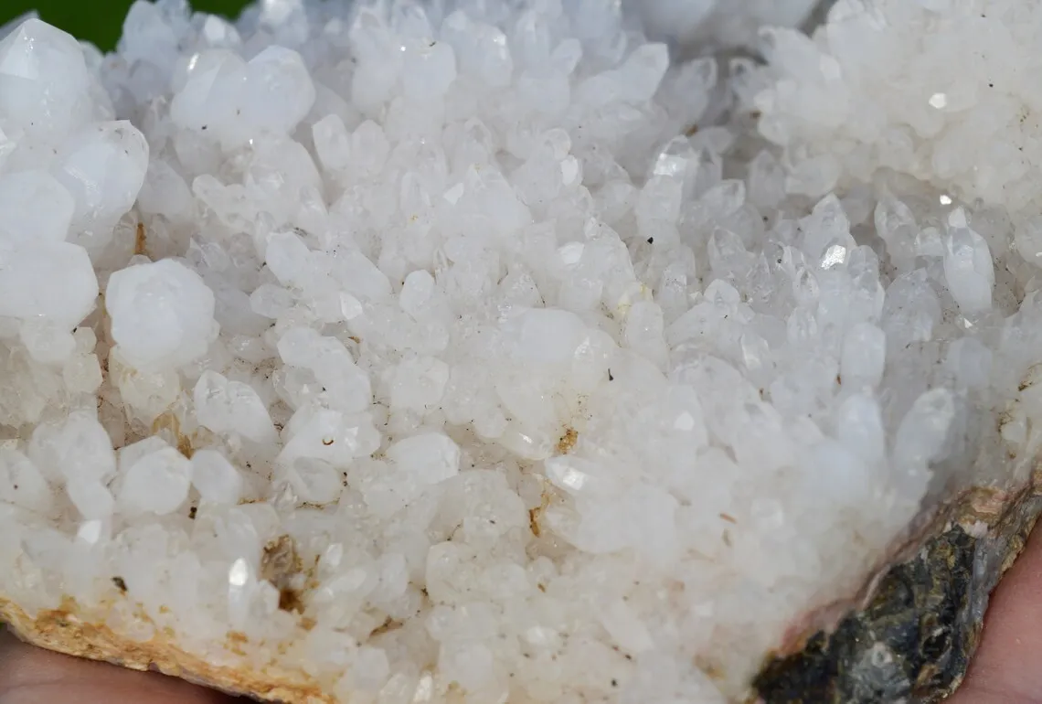 Quartz 788 grams - Cavnic Mine, Cavnic, Maramureș, Romania - image 5