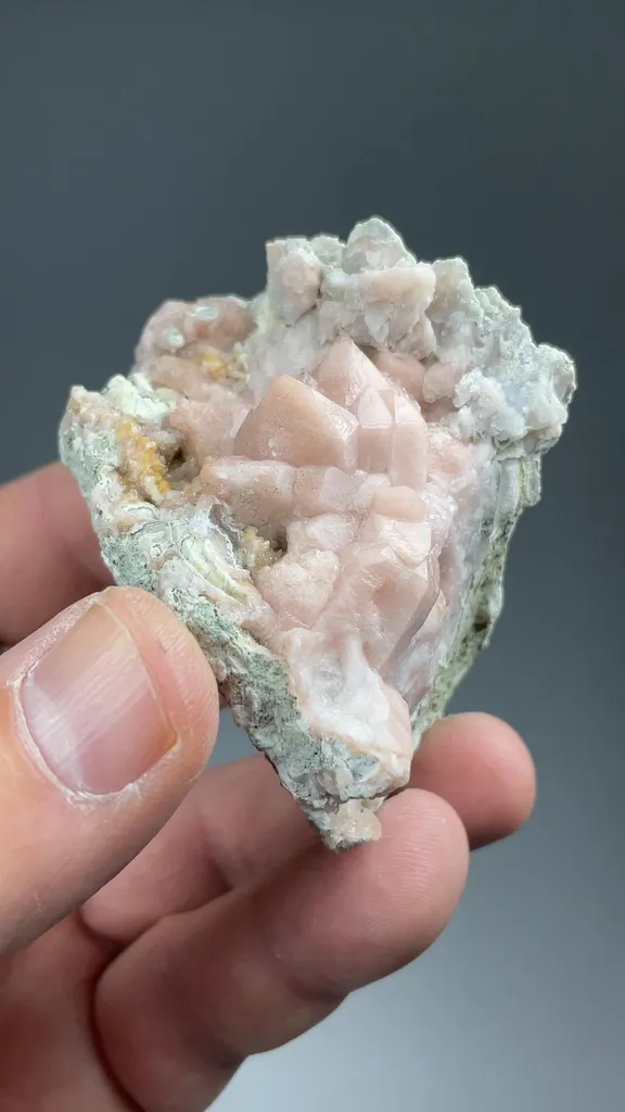 Quartz - image 2