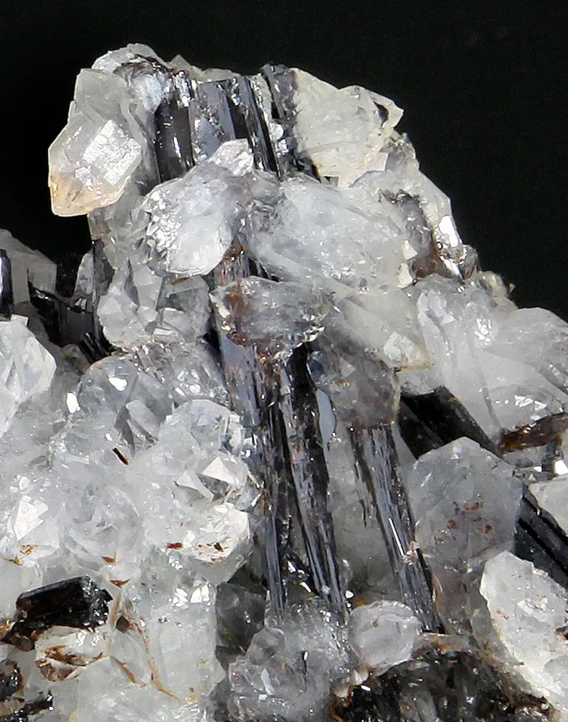 Quartz - image 1