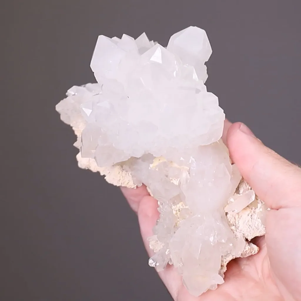 Quartz - image 2