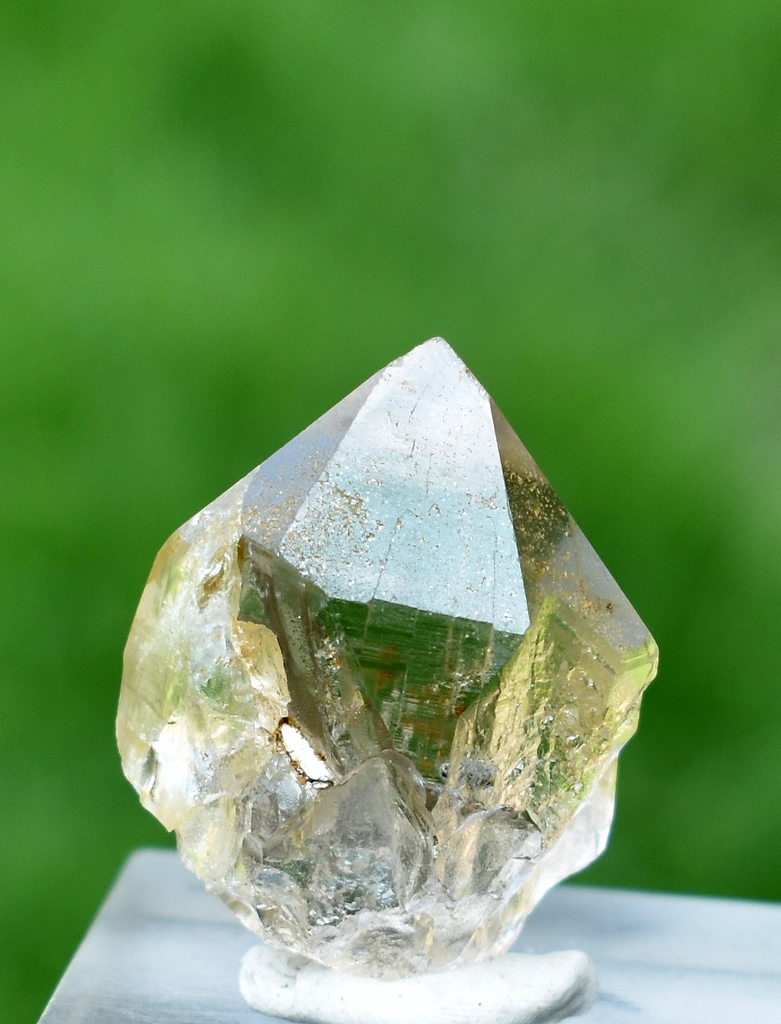 Quartz - image 2