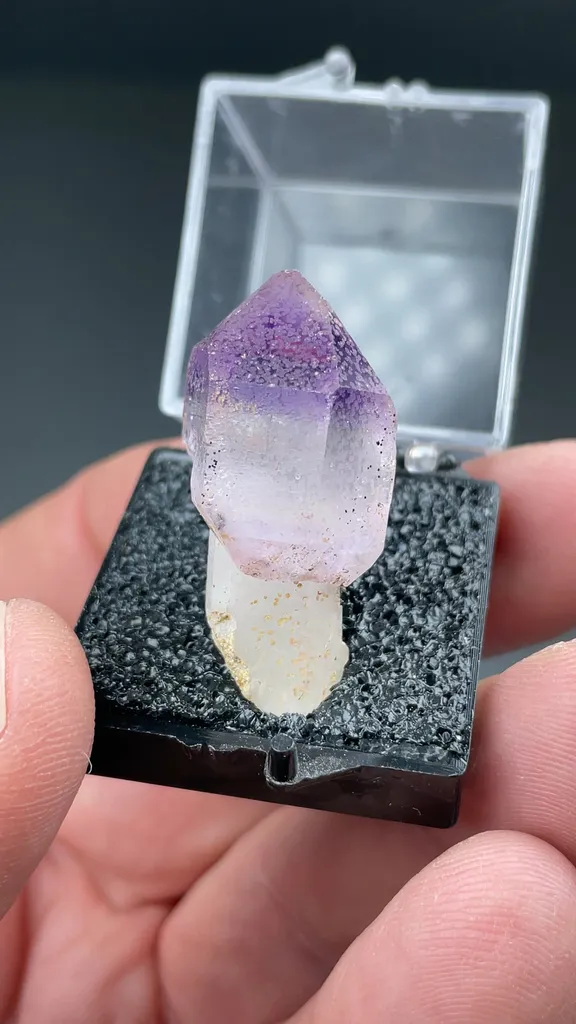 Quartz - image 2