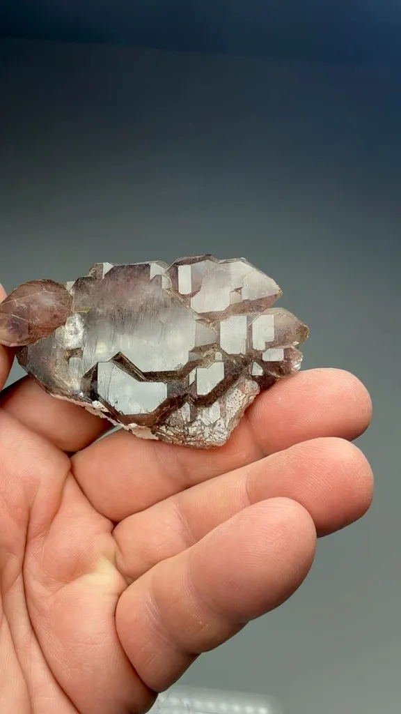 Quartz - image 2