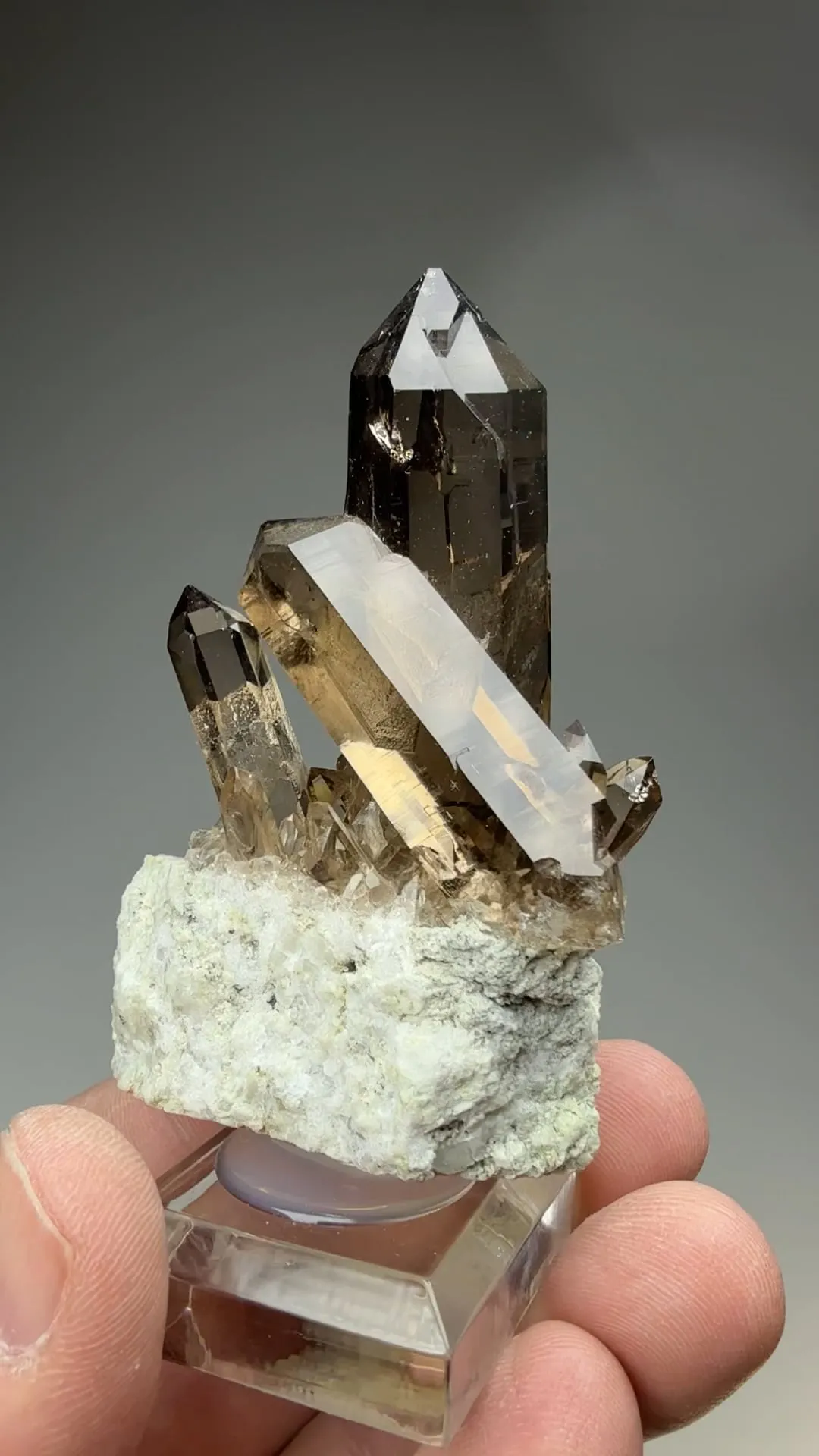 Quartz - image 2