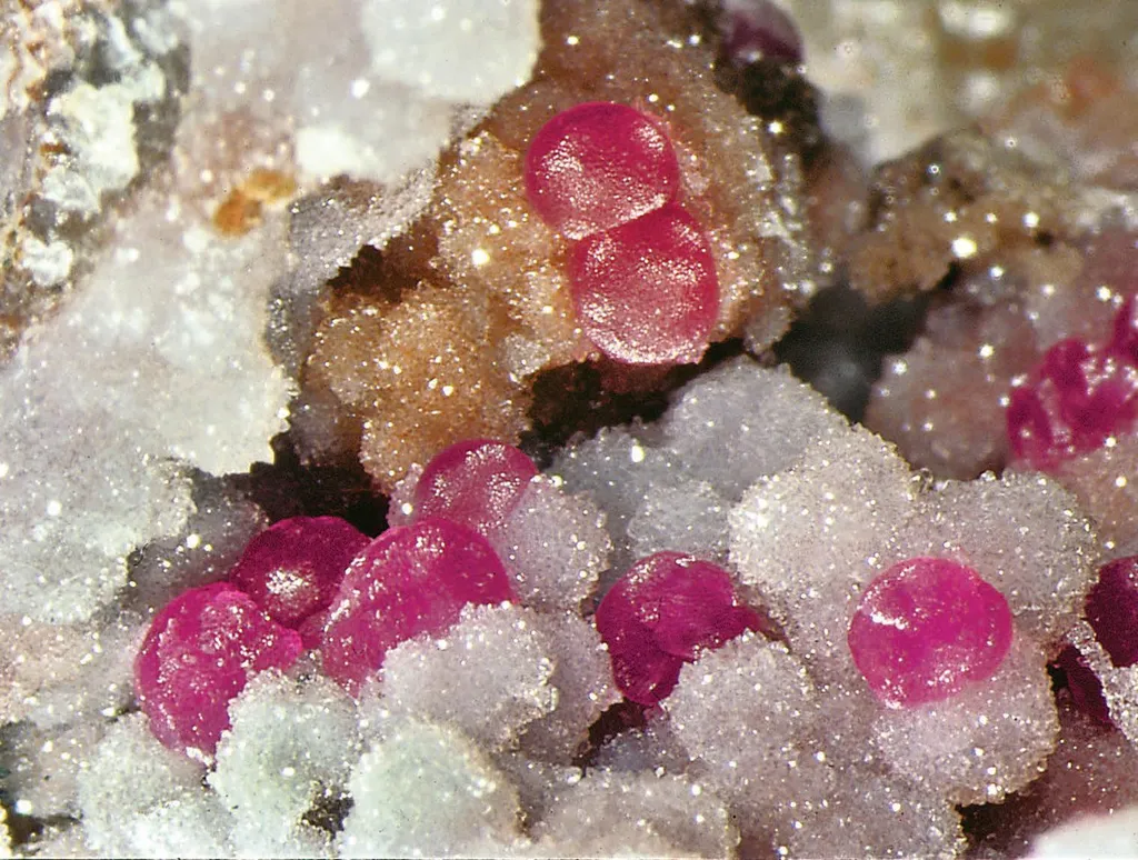 Quartz - image 1